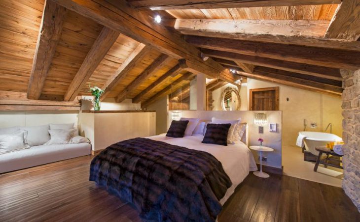 Chalet 1936, Verbier, Double Bedroom 7